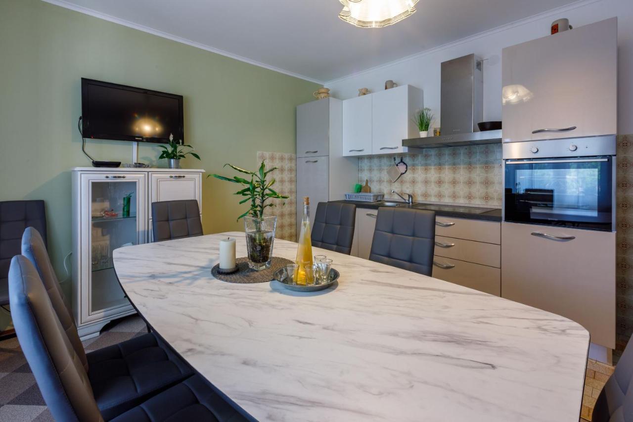 Apartment Leo Nona Novi Vinodolski Zewnętrze zdjęcie